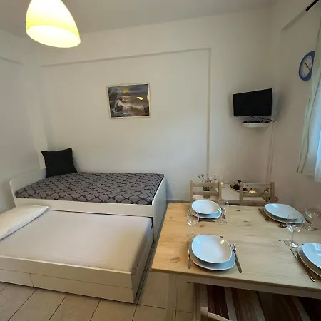 Apartment 4