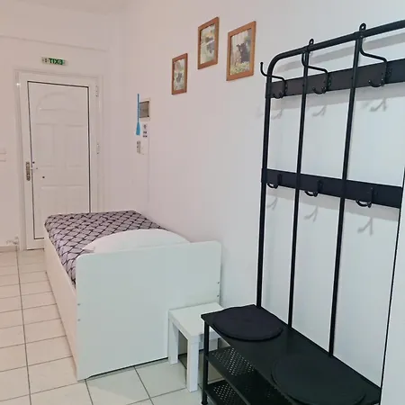 4 Apartment