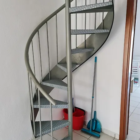 Apartman 4 *